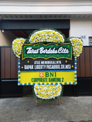 Papan Bunga Duka di Sitahuis